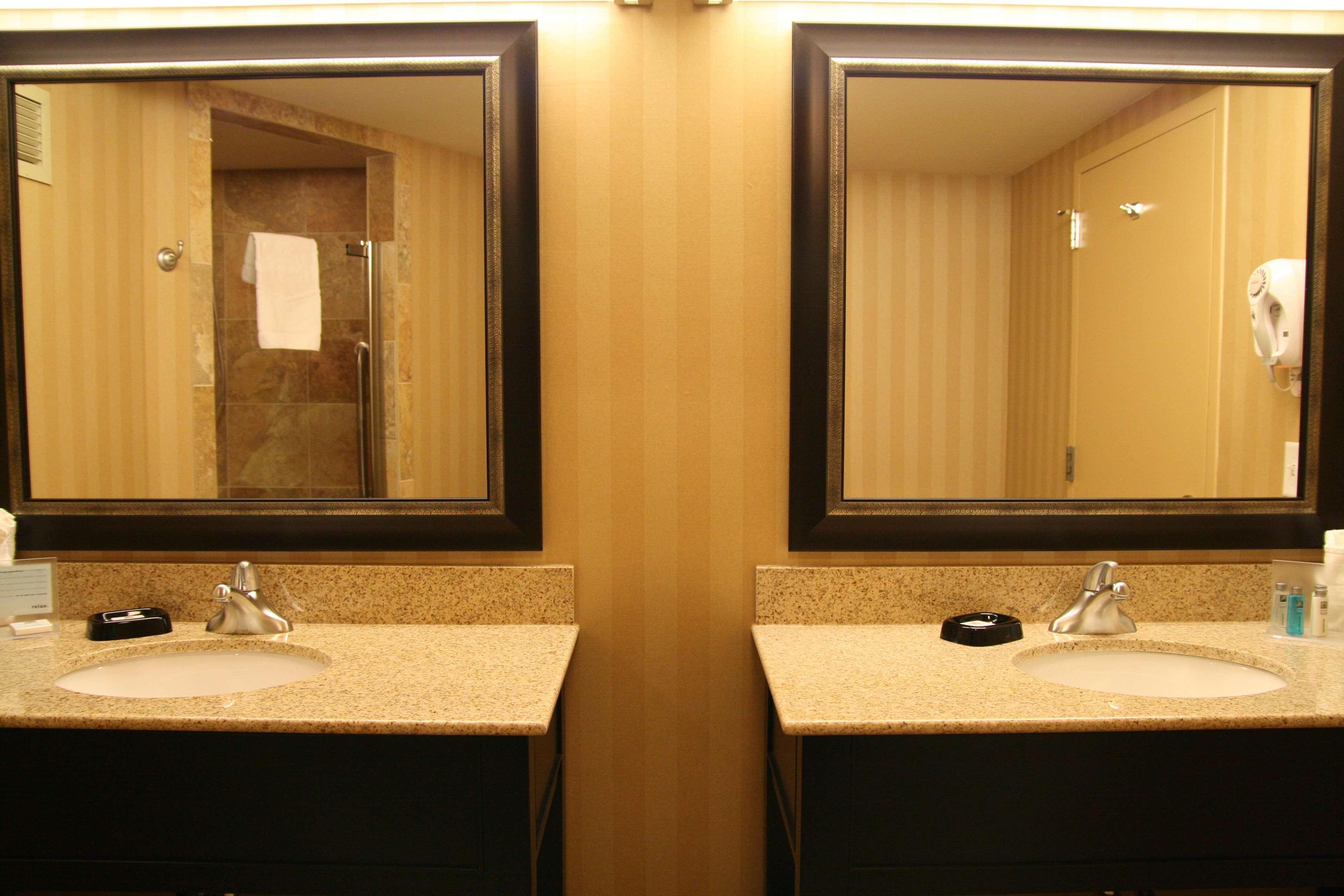 Hampton Inn Pensacola-Airport Номер фото