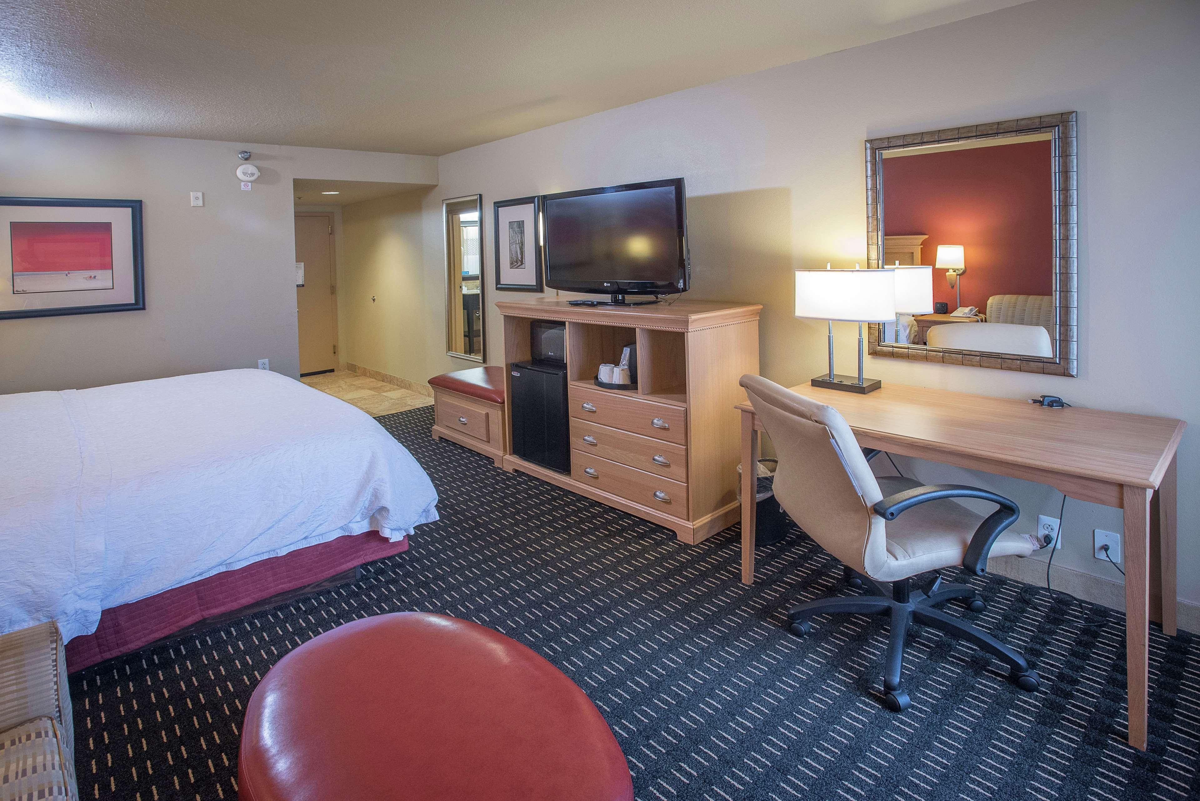 Hampton Inn Pensacola-Airport Экстерьер фото