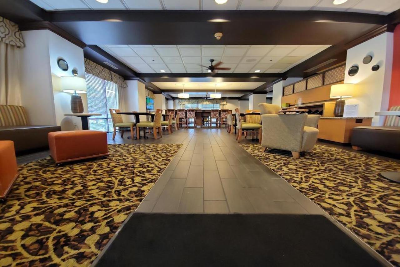 Hampton Inn Pensacola-Airport Экстерьер фото