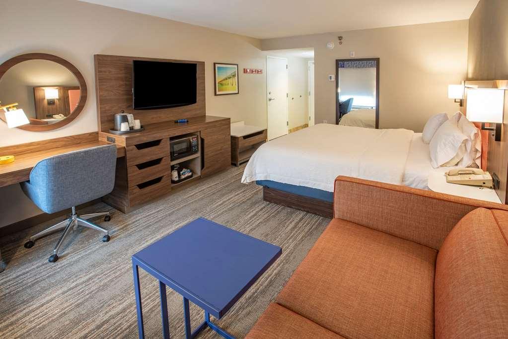 Hampton Inn Pensacola-Airport Номер фото