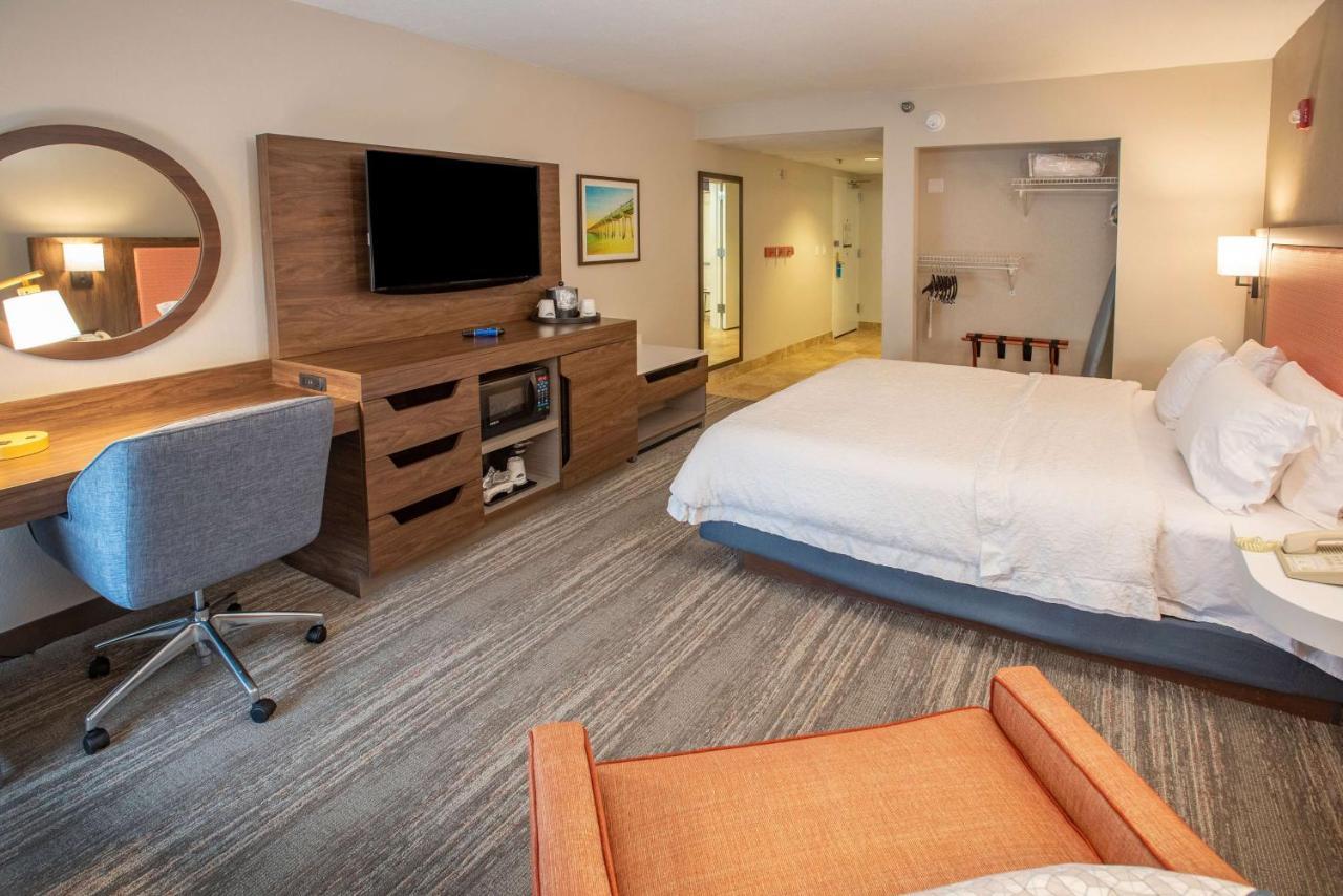 Hampton Inn Pensacola-Airport Экстерьер фото