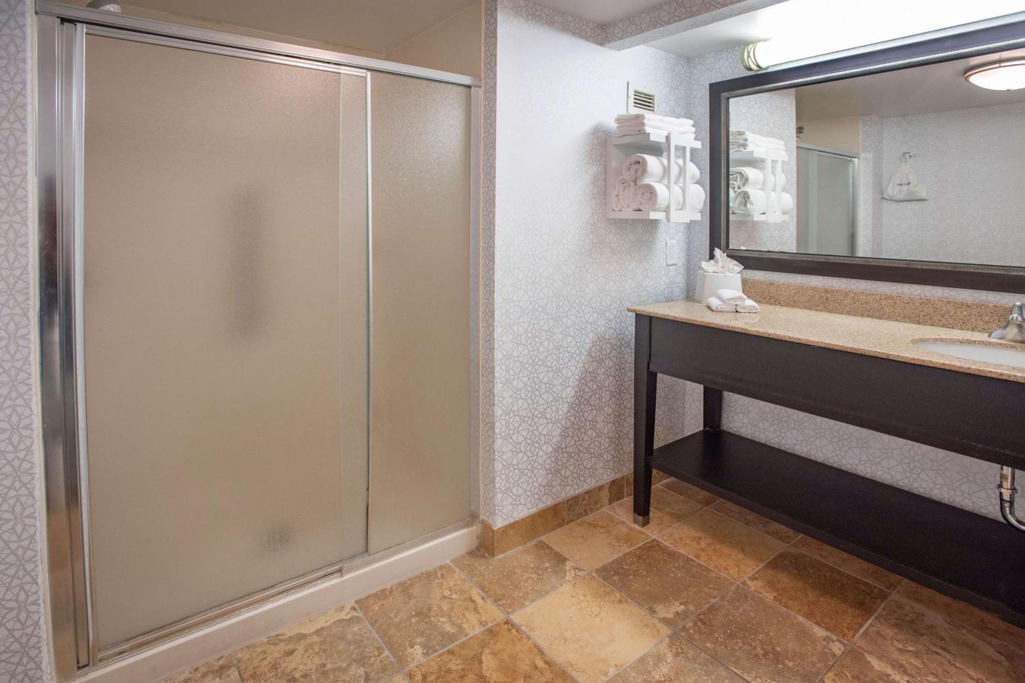 Hampton Inn Pensacola-Airport Экстерьер фото