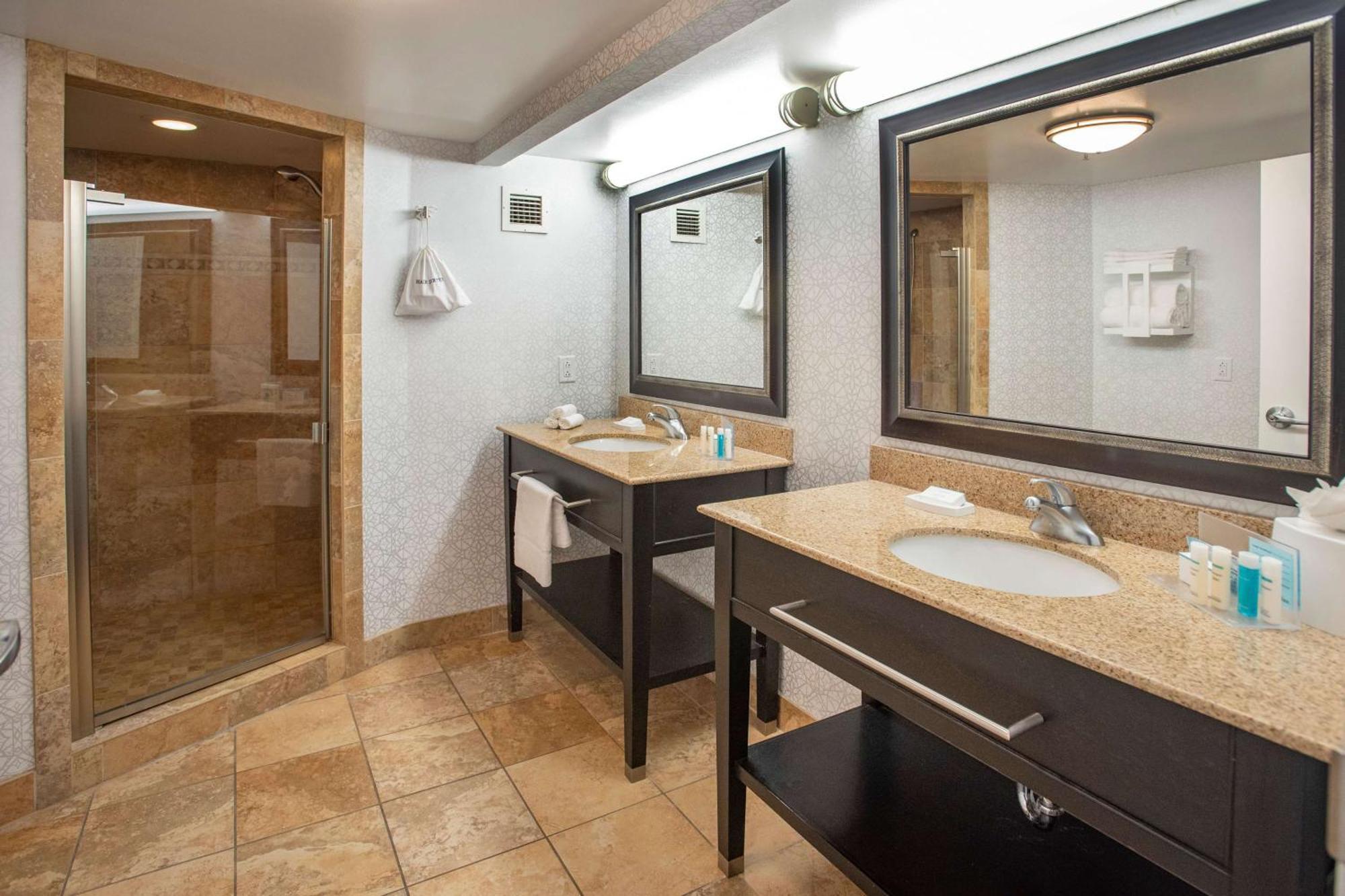 Hampton Inn Pensacola-Airport Экстерьер фото