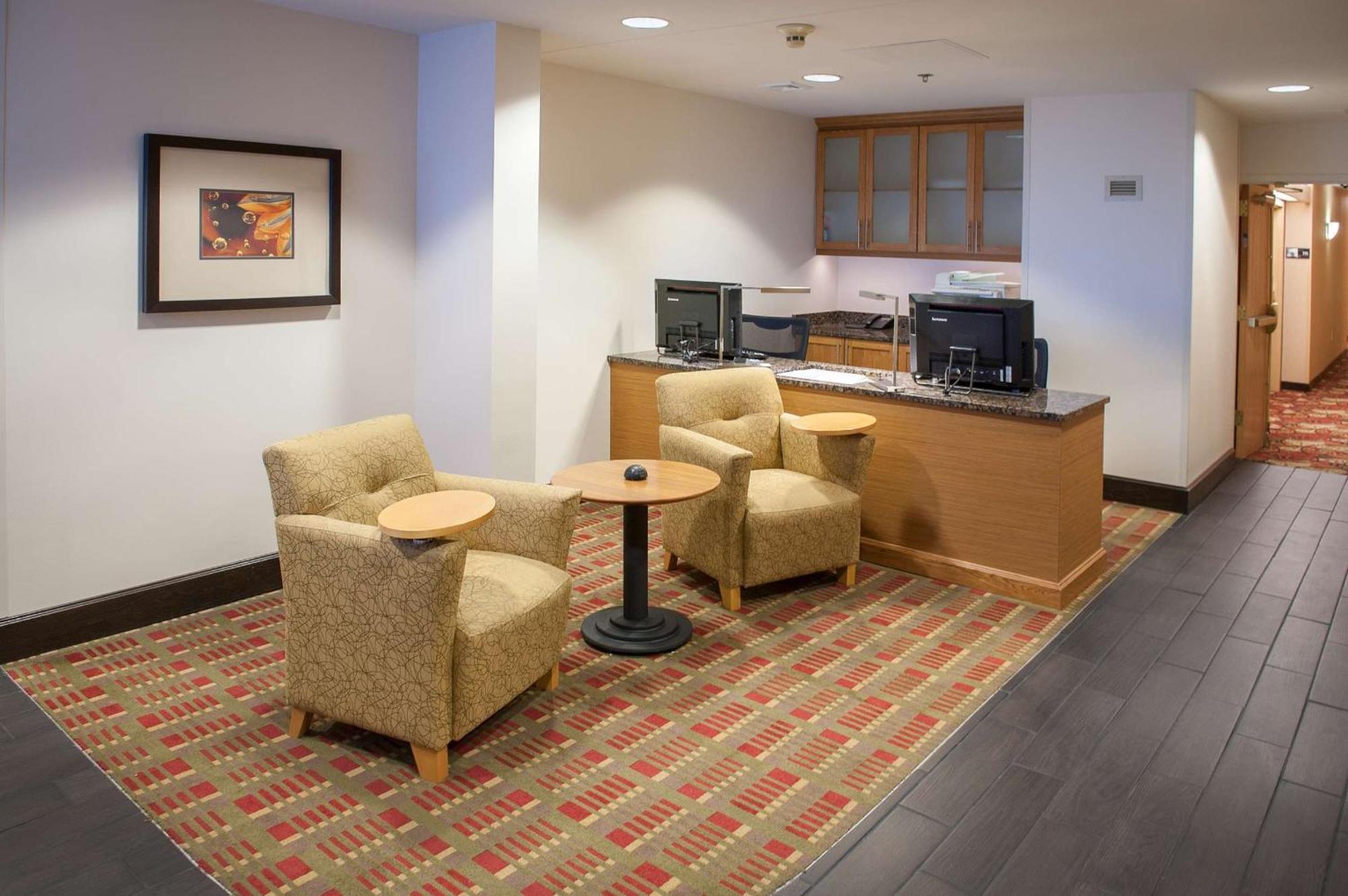Hampton Inn Pensacola-Airport Экстерьер фото
